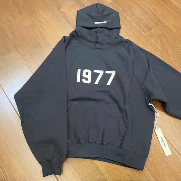 Essentials iron Black Hoodie with 1977 - Picture 4 of 7